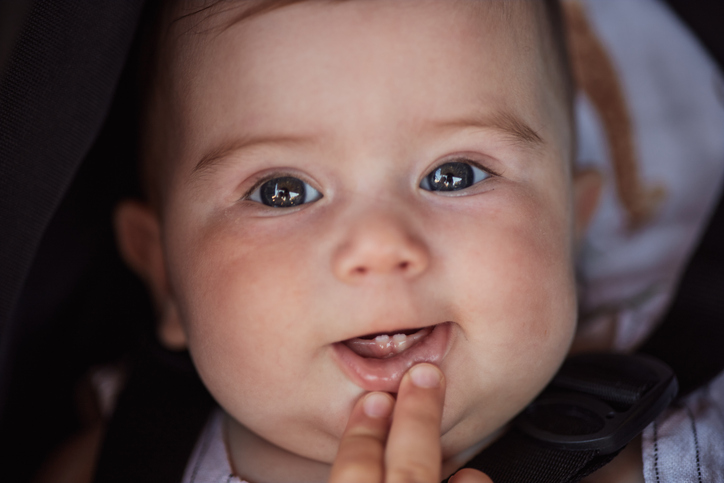 White Spots on Baby Teeth: Early Warning Signs Parents Should Never Ignore